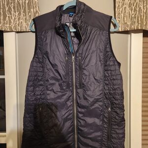 Men's Kuhl Black Down Vest with Zipper Pockets